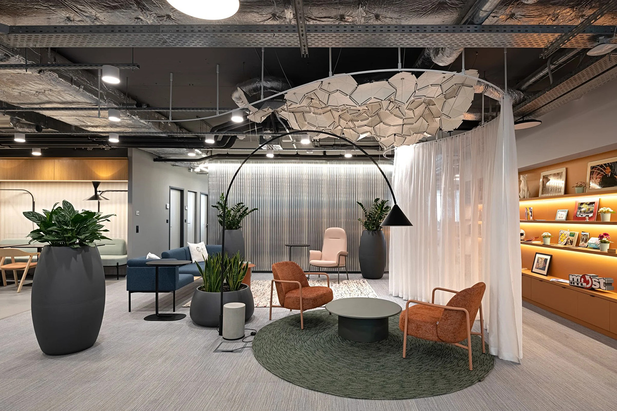 ý���ͷRTL������������λ���罻�糡